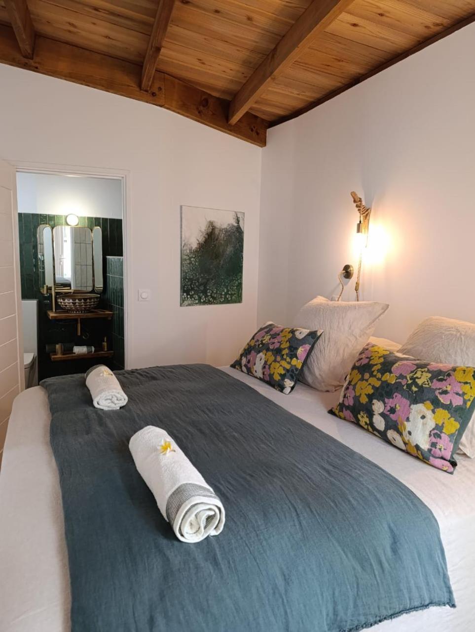 La Kaz Banian Otel Saint Pierre Dış mekan fotoğraf