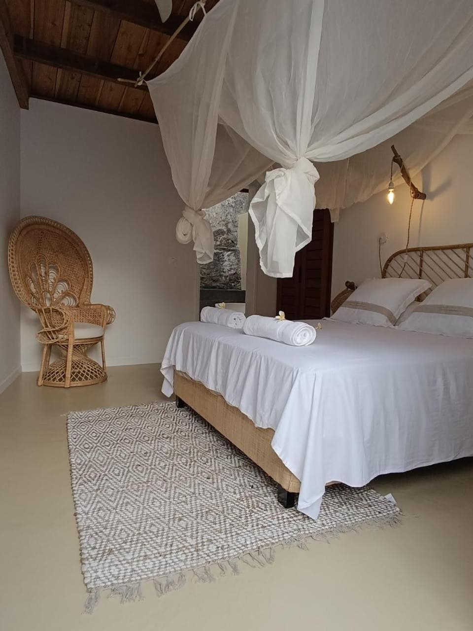 La Kaz Banian Otel Saint Pierre Dış mekan fotoğraf